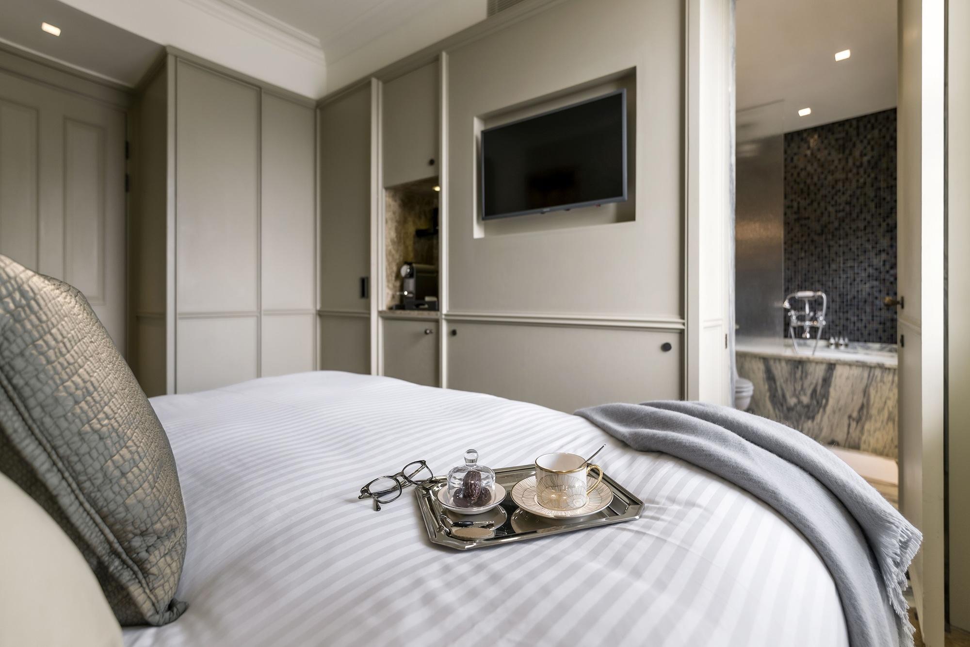 The Adria Hotel London Bagian luar foto