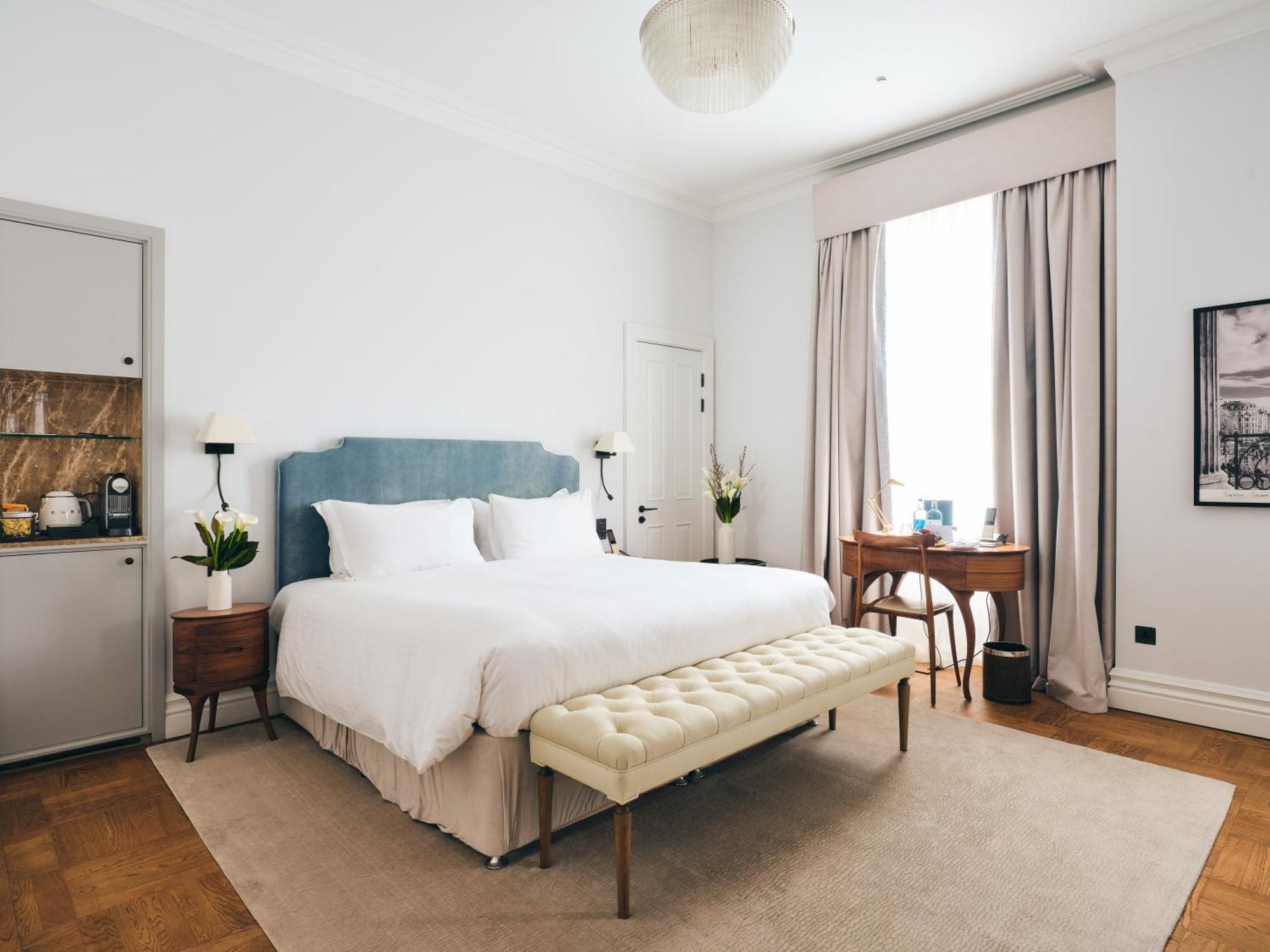 The Adria Hotel London Bagian luar foto
